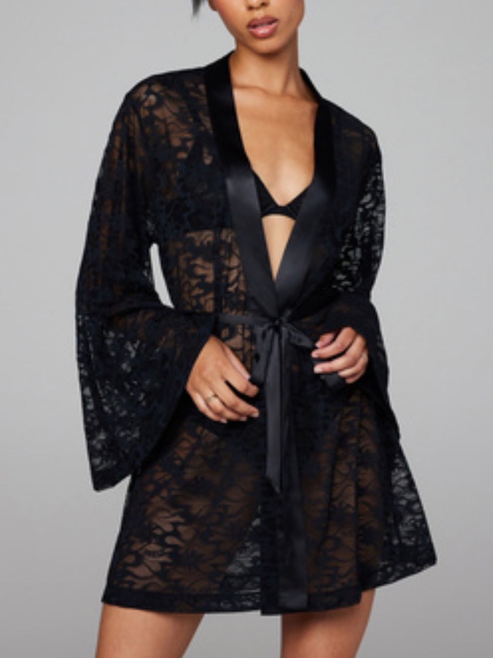 Savage x Fenty Medium Large 8-14 Black Link Up Lace Robe Satin Trim